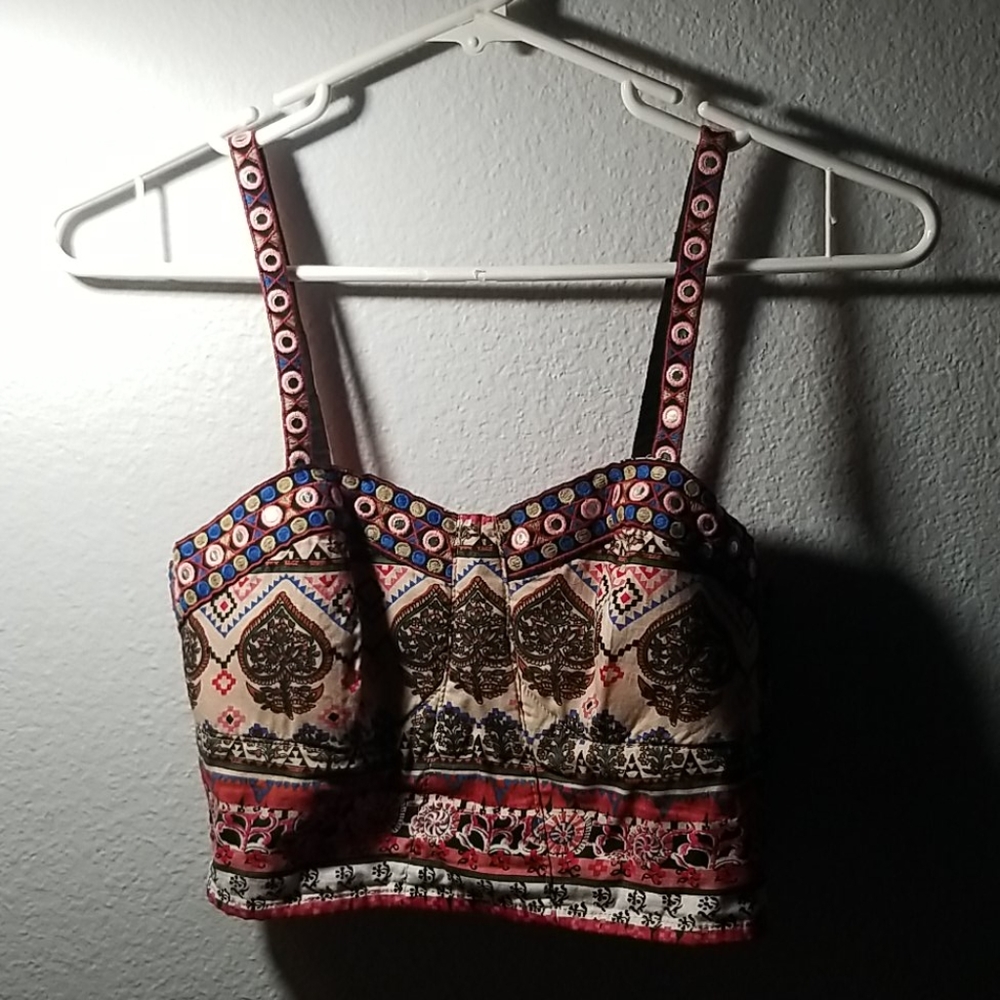 Crop top